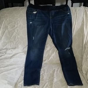 Old. Navy maternity jeggings